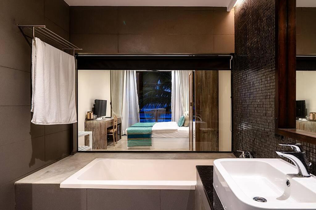 Villa Reef Талпе Екстер'єр фото
